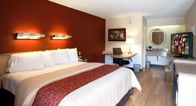 Red Roof Inn Detroit - Dearborn-Greenfield Village Dış mekan fotoğraf